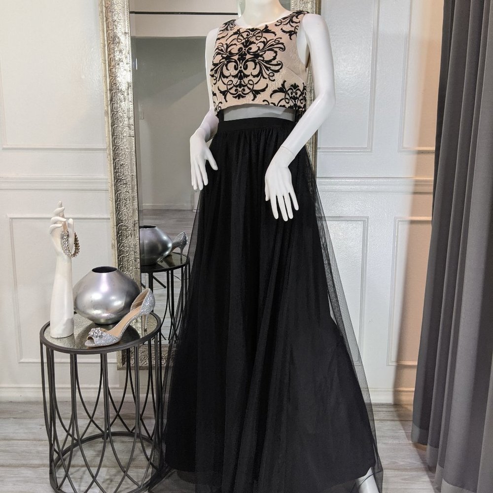 Black Formal Evening Prom Dress Gown